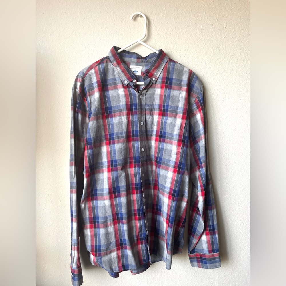 Old Navy Red and Blue Casual Button Down Men’s Shirt